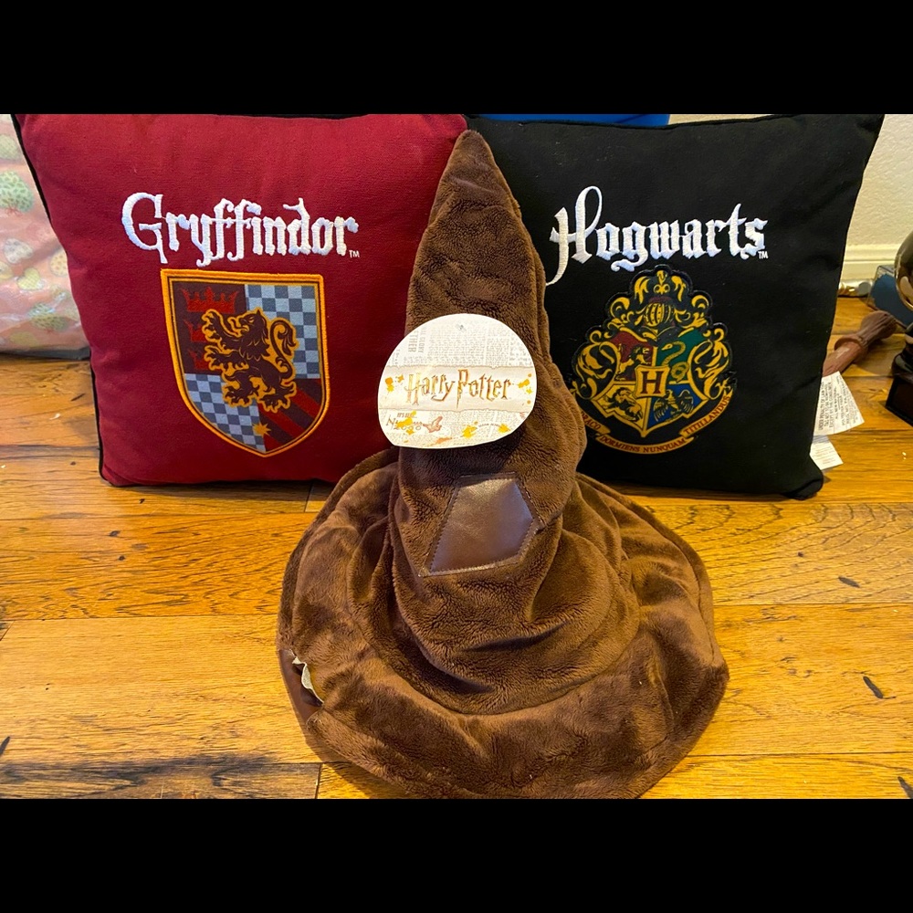 Set of 3 Harry Potter throw pillows